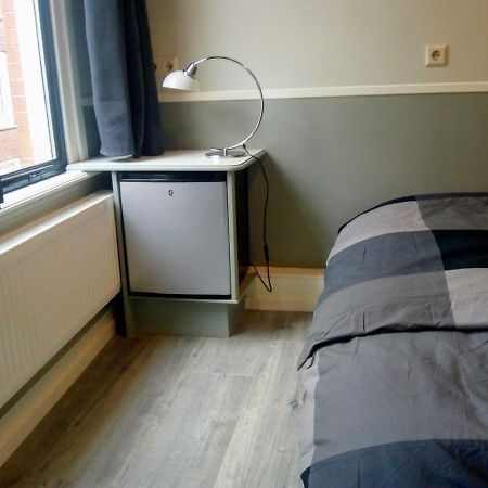 Aldo, Not For Parties, Not A Hotel, Room With Shared Bathroom, No Kitchen Amsterdam Eksteriør billede
