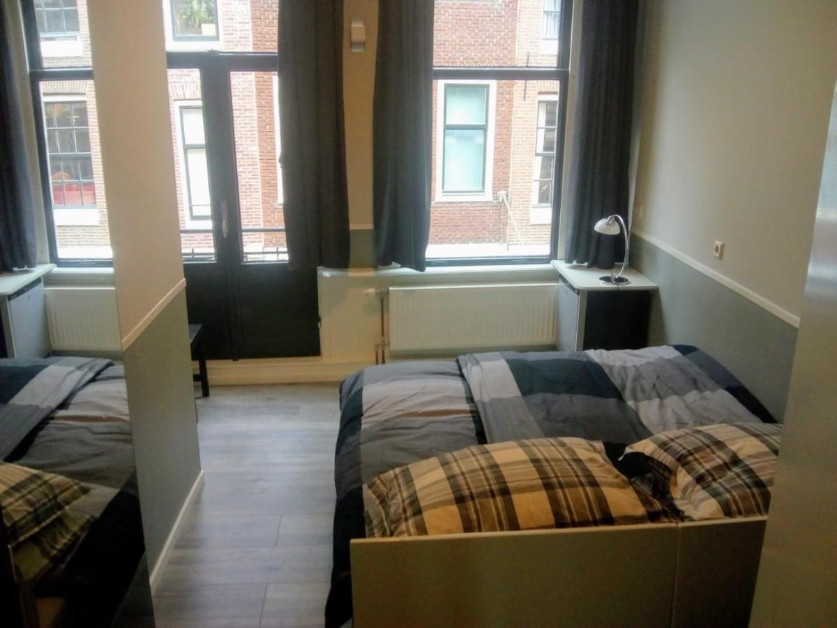 Aldo, Not For Parties, Not A Hotel, Room With Shared Bathroom, No Kitchen Amsterdam Eksteriør billede