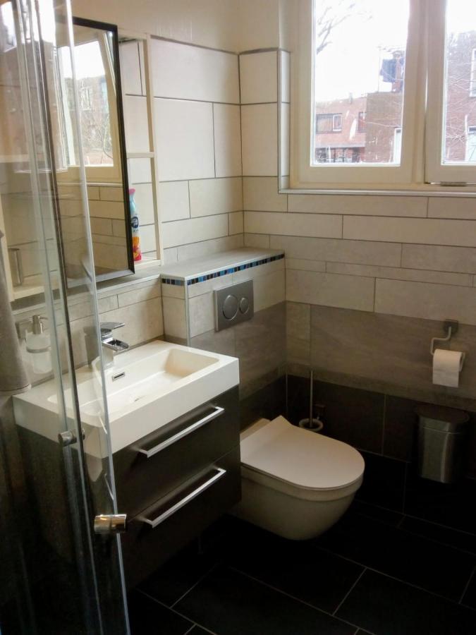 Aldo, Not For Parties, Not A Hotel, Room With Shared Bathroom, No Kitchen Amsterdam Eksteriør billede