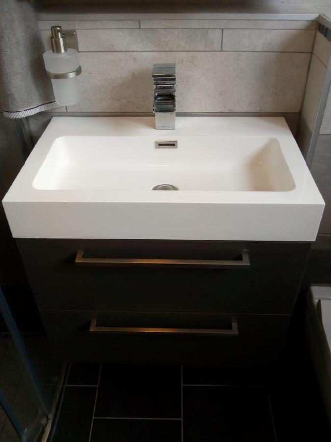 Aldo, Not For Parties, Not A Hotel, Room With Shared Bathroom, No Kitchen Amsterdam Eksteriør billede