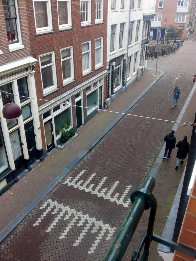 Aldo, Not For Parties, Not A Hotel, Room With Shared Bathroom, No Kitchen Amsterdam Eksteriør billede
